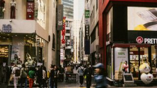 韓国でメンズ美容を体験するなら?コスメ売り場で買いすぎない回り方
